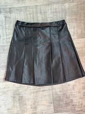 Kensie Girl Sz 12 Black Faux Leather Skirt-084